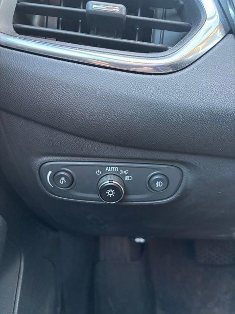 used 2020 Chevrolet Equinox car, priced at $16,327