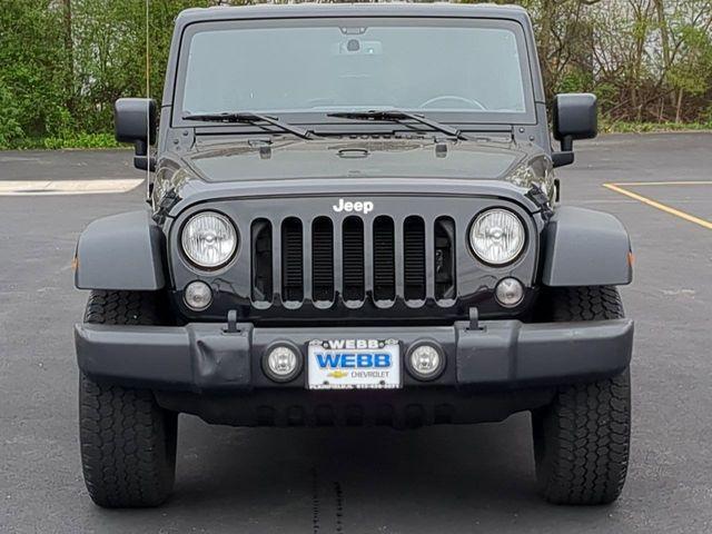 used 2015 Jeep Wrangler Unlimited car, priced at $22,200