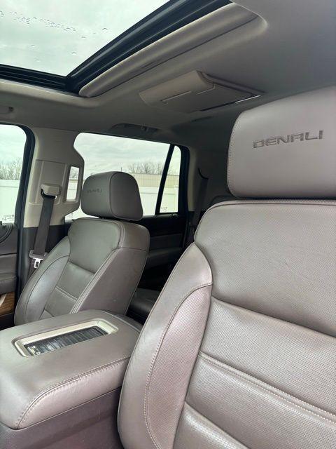 used 2019 GMC Yukon car, priced at $38,900