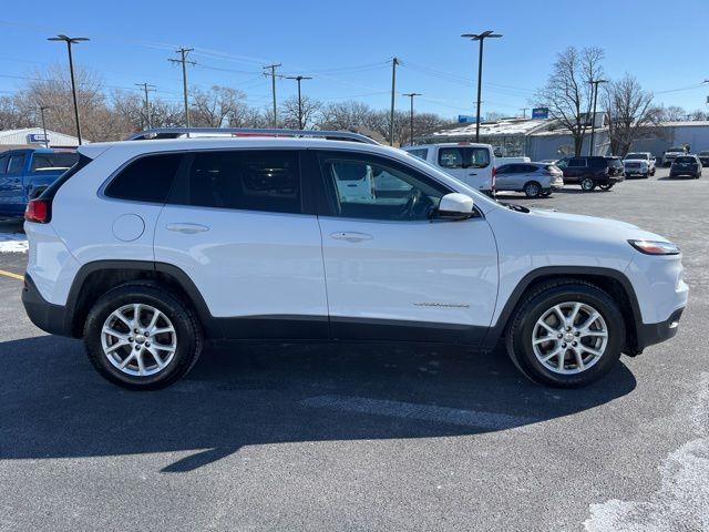 used 2015 Jeep Cherokee car, priced at $11,977