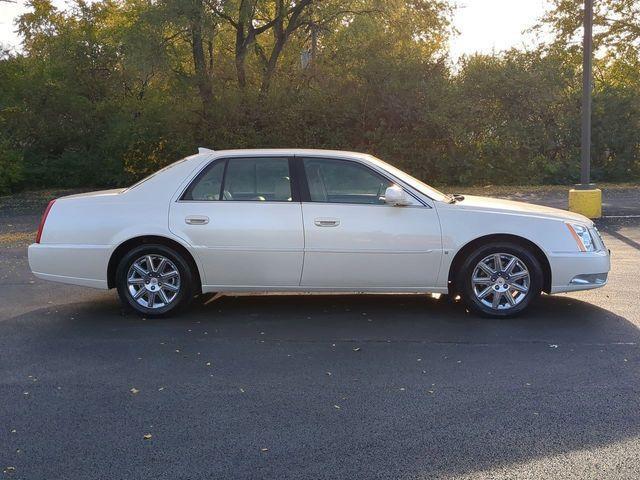 used 2009 Cadillac DTS car, priced at $9,377