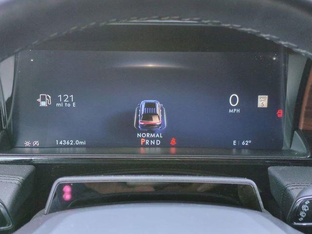 used 2024 Lincoln Navigator car, priced at $83,977