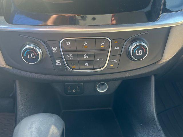 used 2022 Chevrolet Traverse car, priced at $24,394