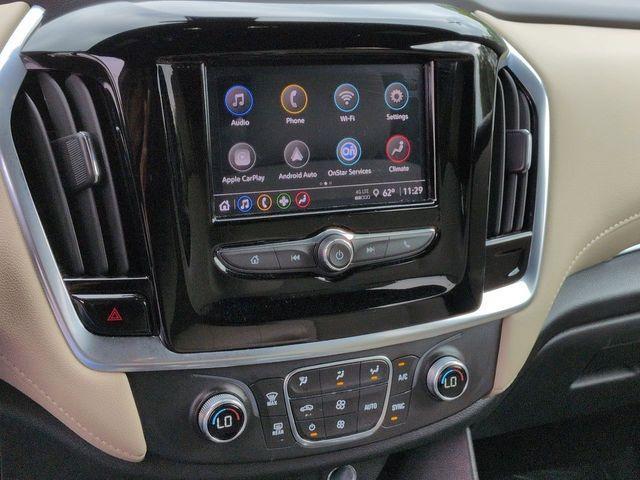 used 2022 Chevrolet Traverse car, priced at $21,994