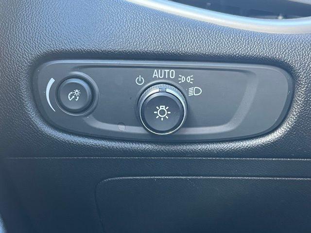 used 2022 Chevrolet Malibu car, priced at $20,752