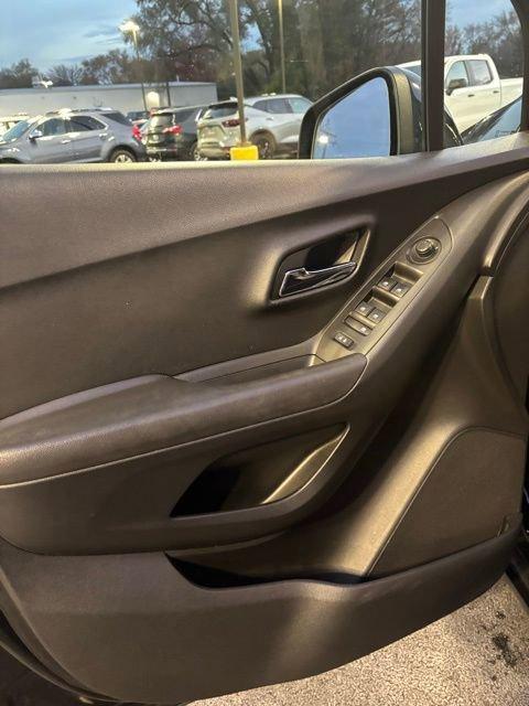 used 2020 Chevrolet Trax car, priced at $15,867