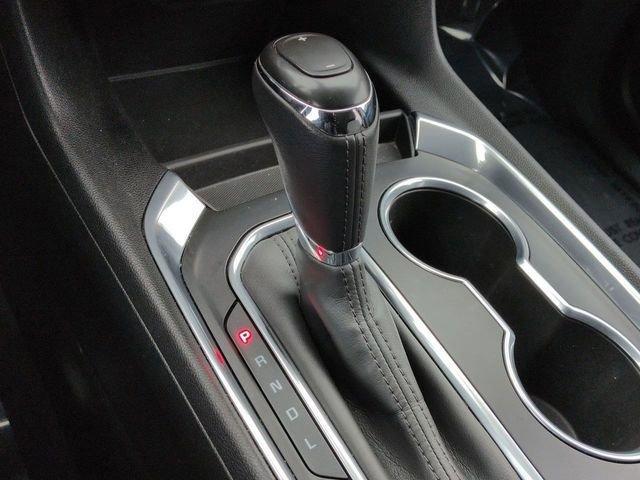 used 2020 Chevrolet Traverse car, priced at $22,172