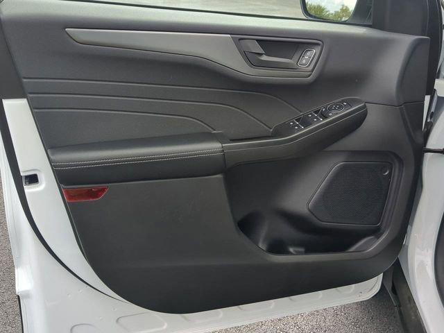 used 2024 Ford Escape car, priced at $25,877