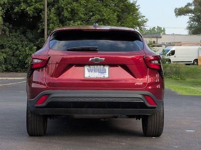 used 2024 Chevrolet Trax car, priced at $22,477