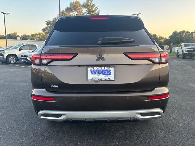 used 2022 Mitsubishi Outlander car, priced at $25,977