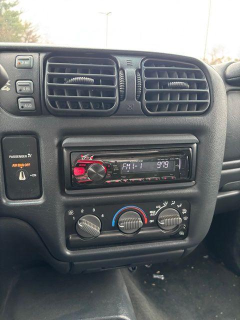 used 2000 Chevrolet S-10 car, priced at $9,482