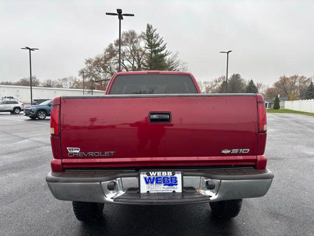 used 2000 Chevrolet S-10 car, priced at $9,482