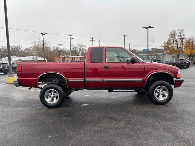 used 2000 Chevrolet S-10 car, priced at $9,482