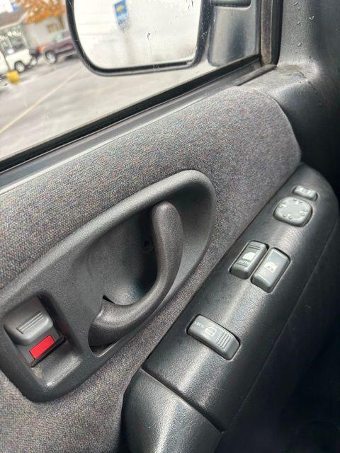 used 2000 Chevrolet S-10 car, priced at $9,482