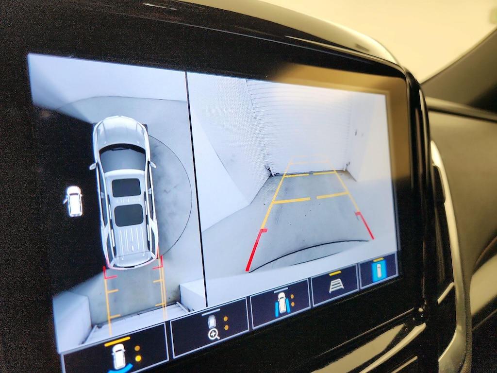 used 2023 Chevrolet Traverse car, priced at $38,998