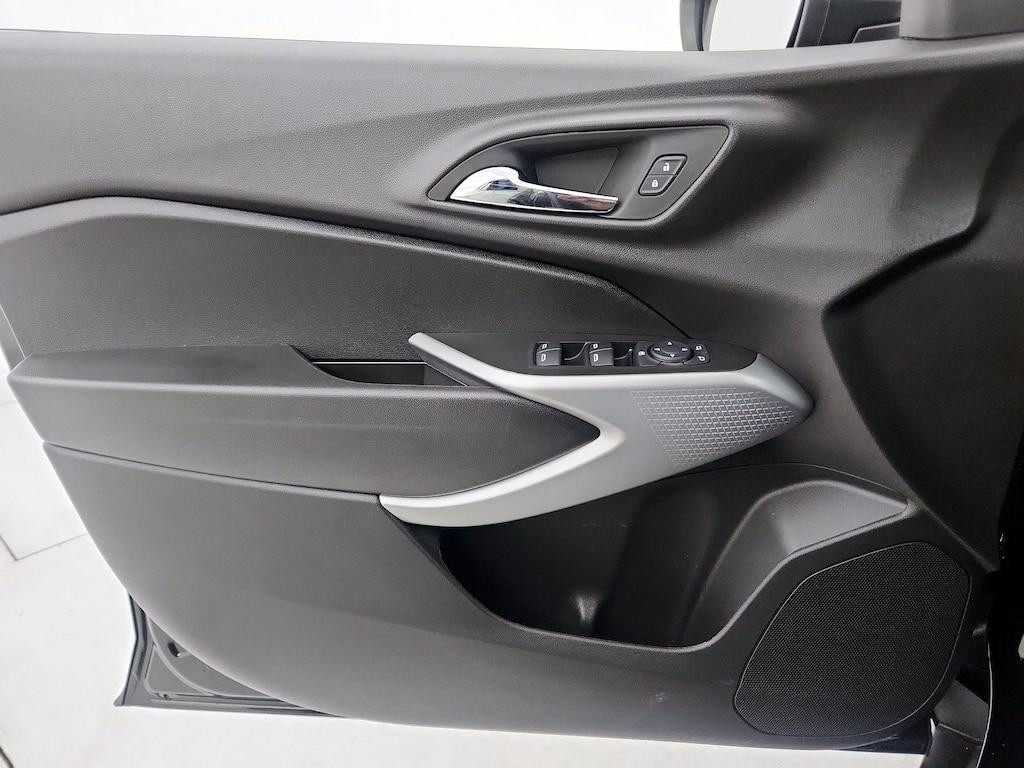 used 2025 Chevrolet Trax car, priced at $23,998