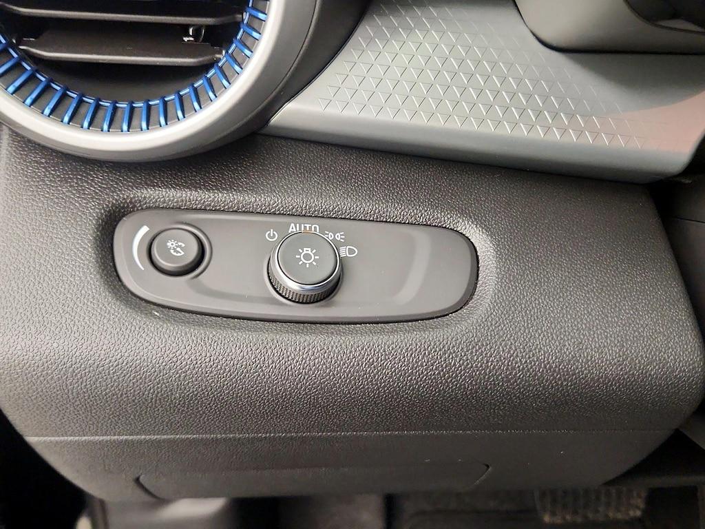 used 2025 Chevrolet Trax car, priced at $23,998