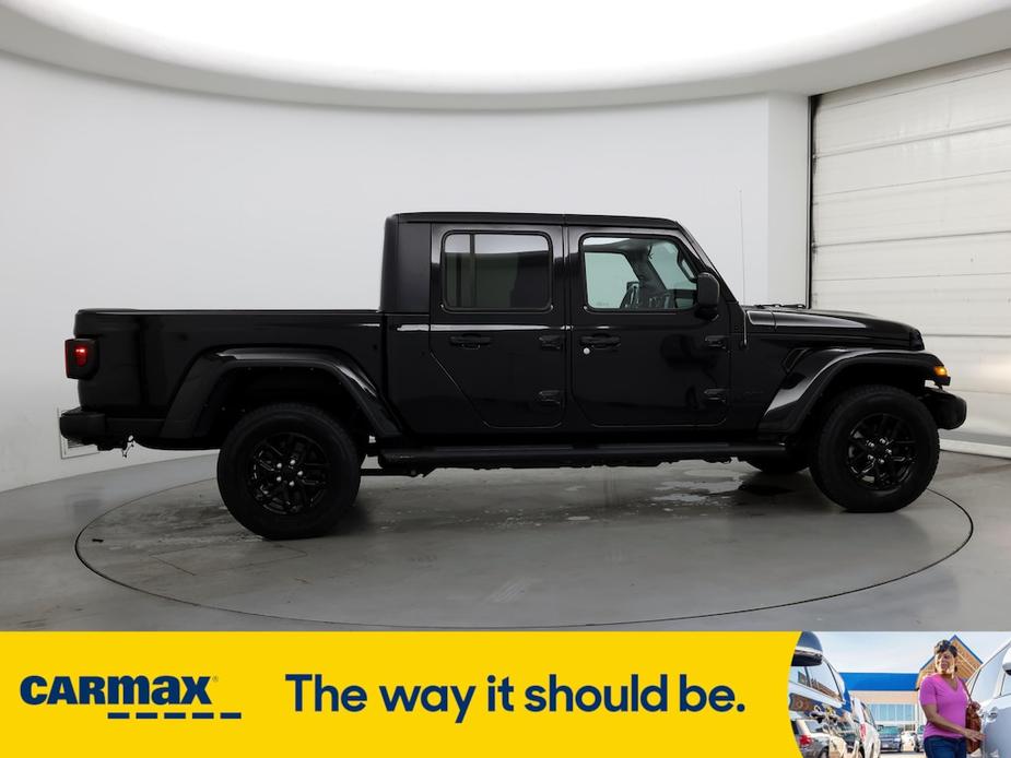 used 2022 Jeep Gladiator car, priced at $30,998