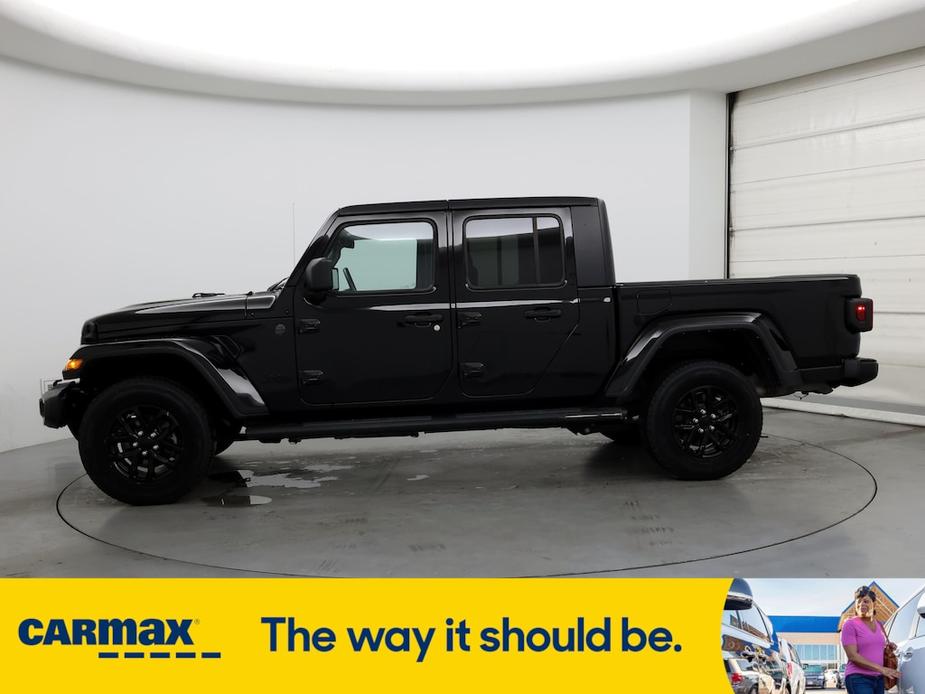 used 2022 Jeep Gladiator car, priced at $30,998