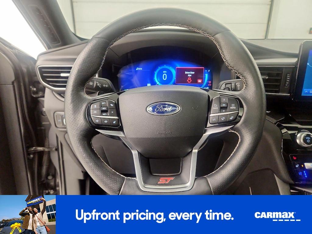 used 2023 Ford Explorer car, priced at $37,998