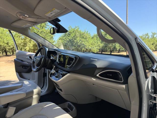 used 2019 Chrysler Pacifica Hybrid car, priced at $18,995