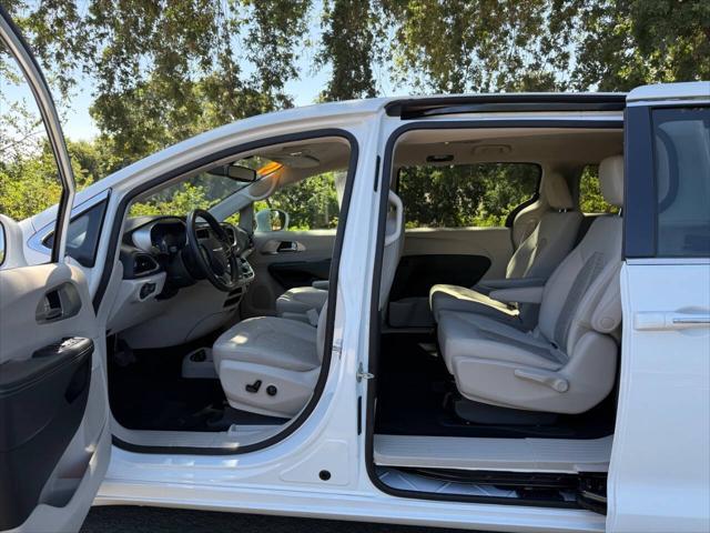 used 2019 Chrysler Pacifica Hybrid car, priced at $18,995