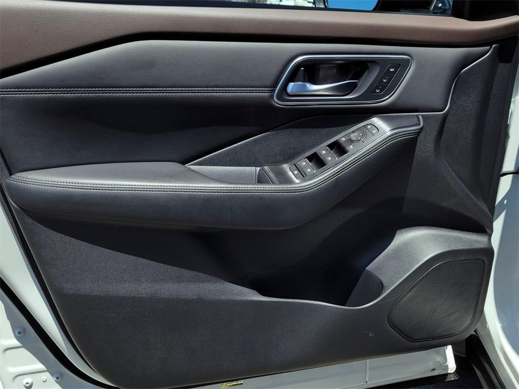 used 2023 Nissan Rogue car, priced at $30,995