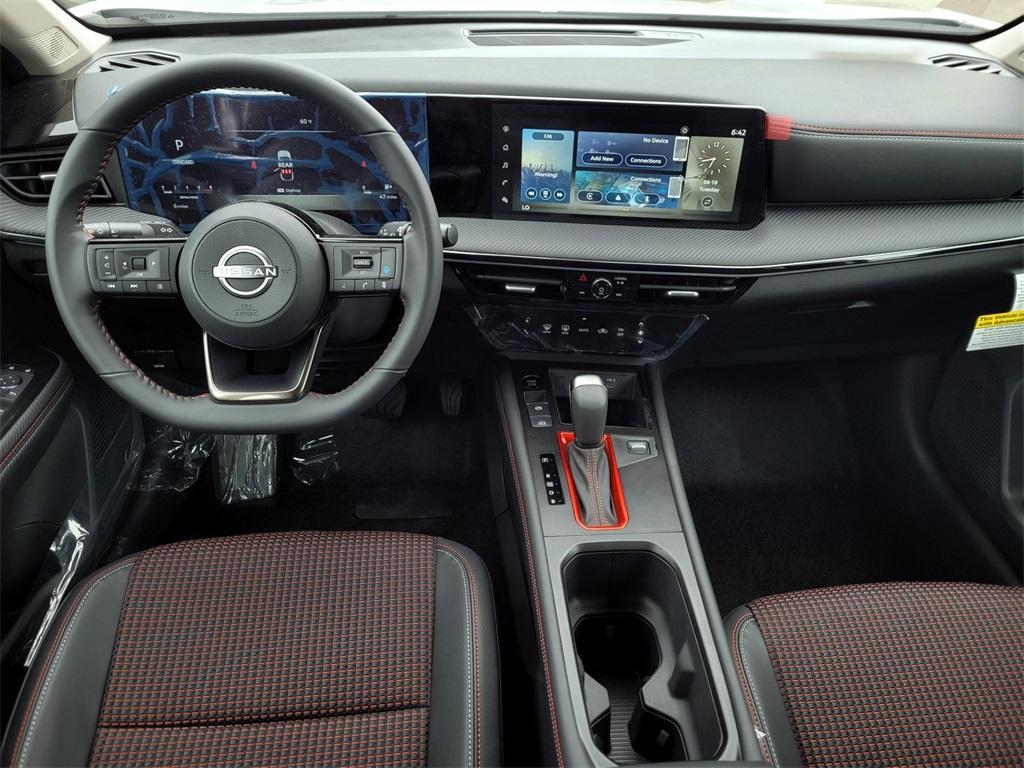 new 2025 Nissan Kicks car, priced at $29,620