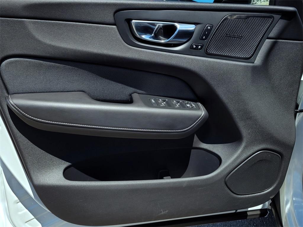 used 2021 Volvo XC60 car, priced at $31,088