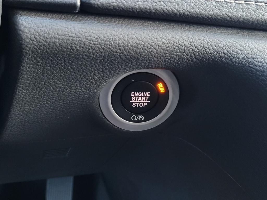 used 2022 Chrysler Pacifica Hybrid car, priced at $28,995