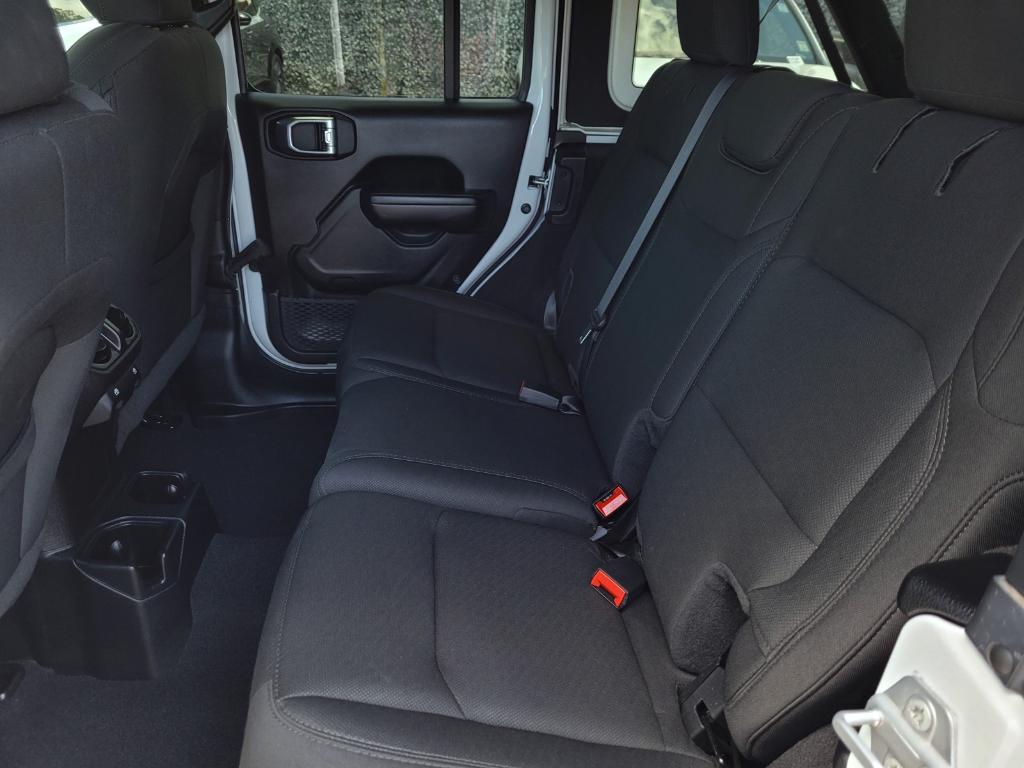 used 2021 Jeep Wrangler Unlimited car, priced at $32,995