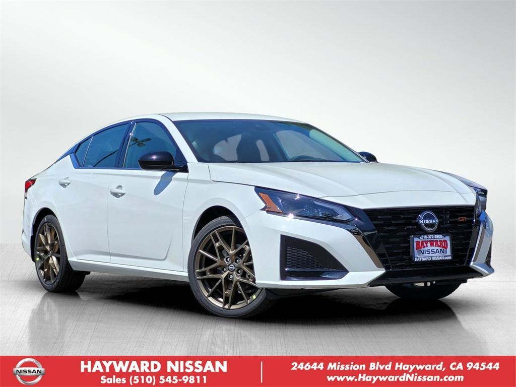 new 2025 Nissan Altima car, priced at $32,425