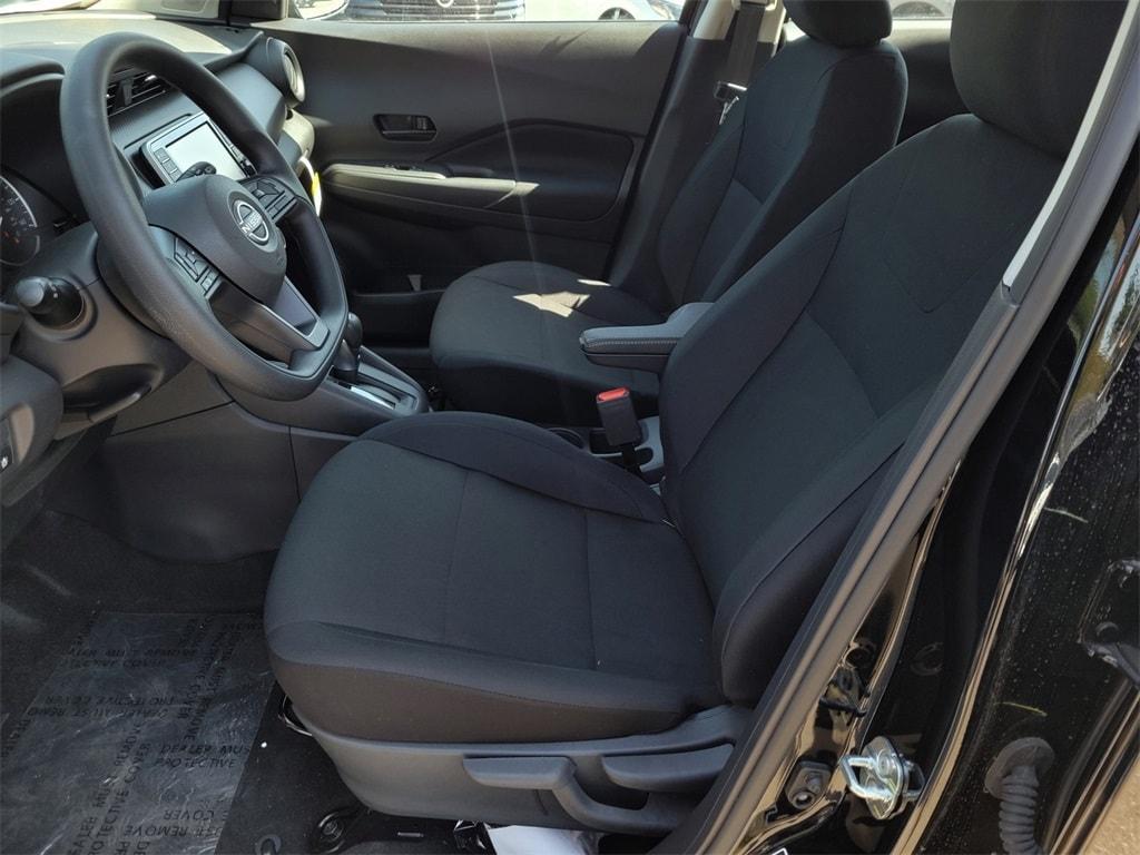 new 2025 Nissan Kicks Play car, priced at $22,260