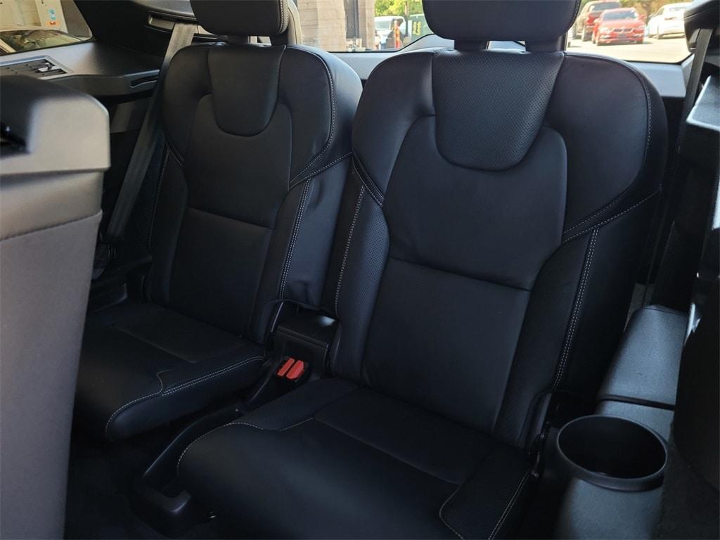 used 2022 Volvo XC90 Recharge Plug-In Hybrid car, priced at $51,388