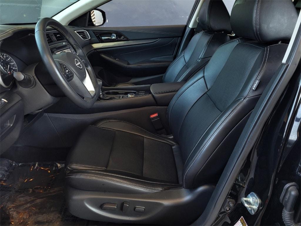 used 2023 Nissan Maxima car, priced at $24,995