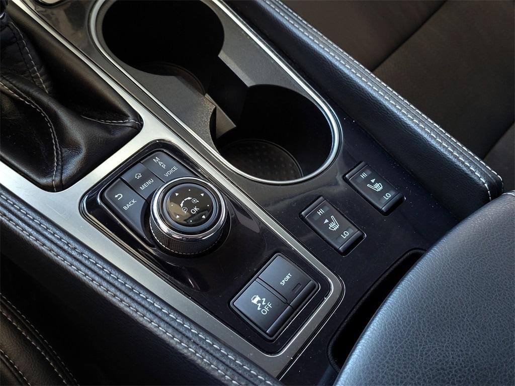 used 2023 Nissan Maxima car, priced at $24,995