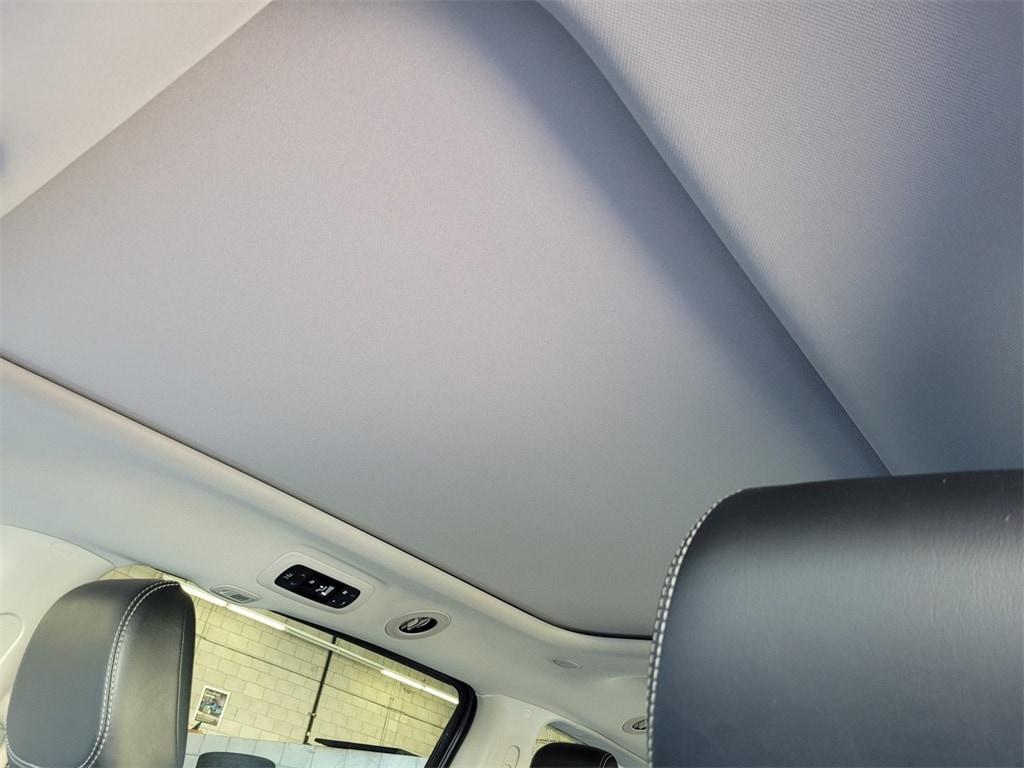 used 2022 Chrysler Pacifica Hybrid car, priced at $32,695