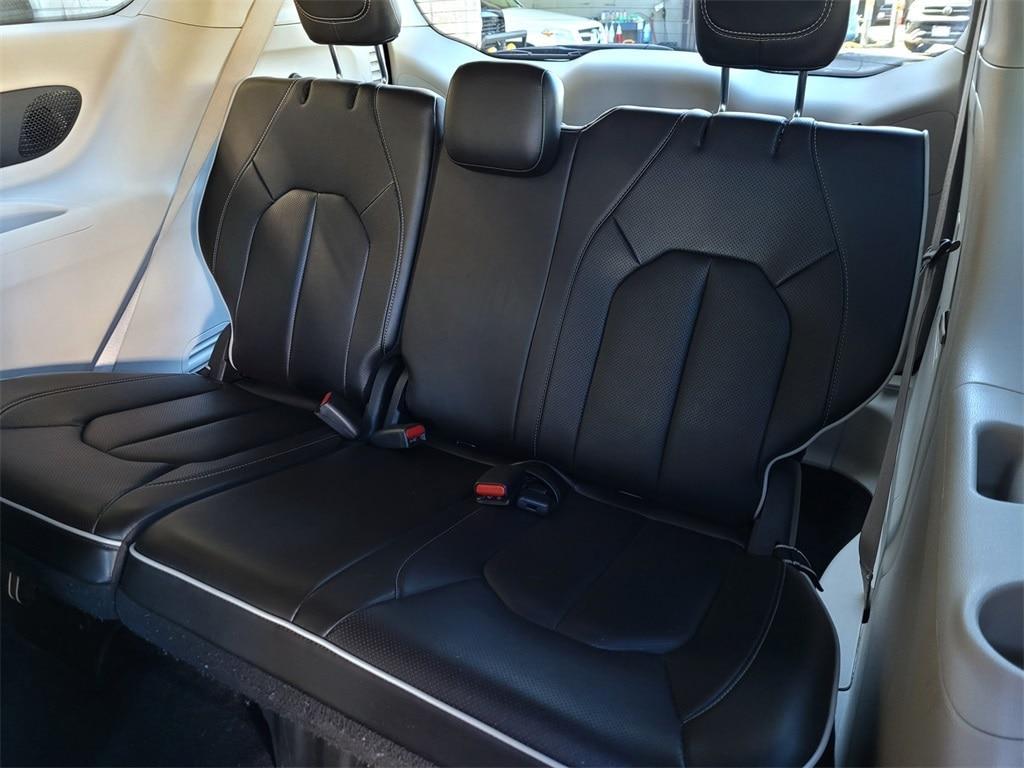 used 2022 Chrysler Pacifica Hybrid car, priced at $32,695