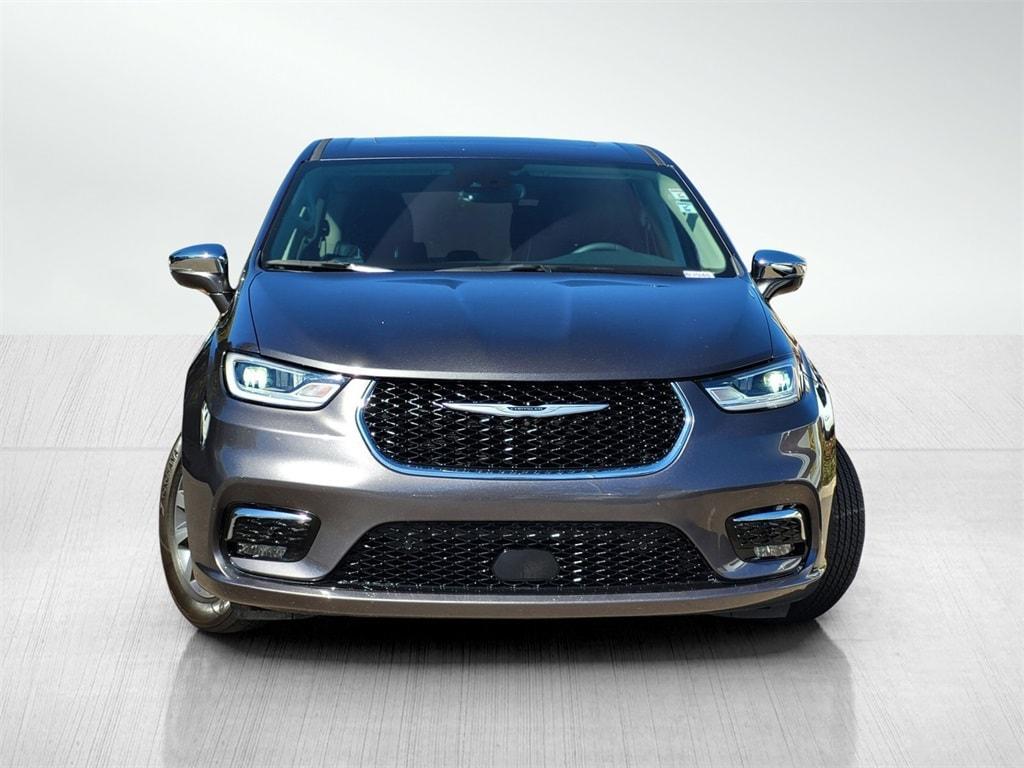 used 2022 Chrysler Pacifica Hybrid car, priced at $32,695