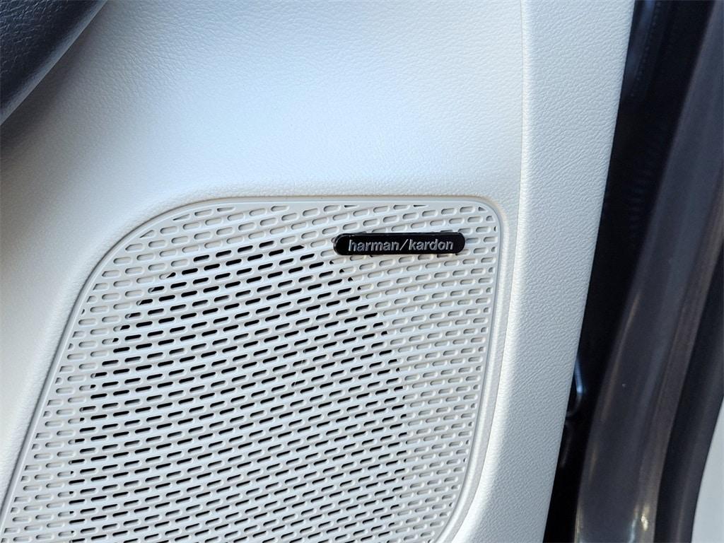 used 2022 Chrysler Pacifica Hybrid car, priced at $32,695