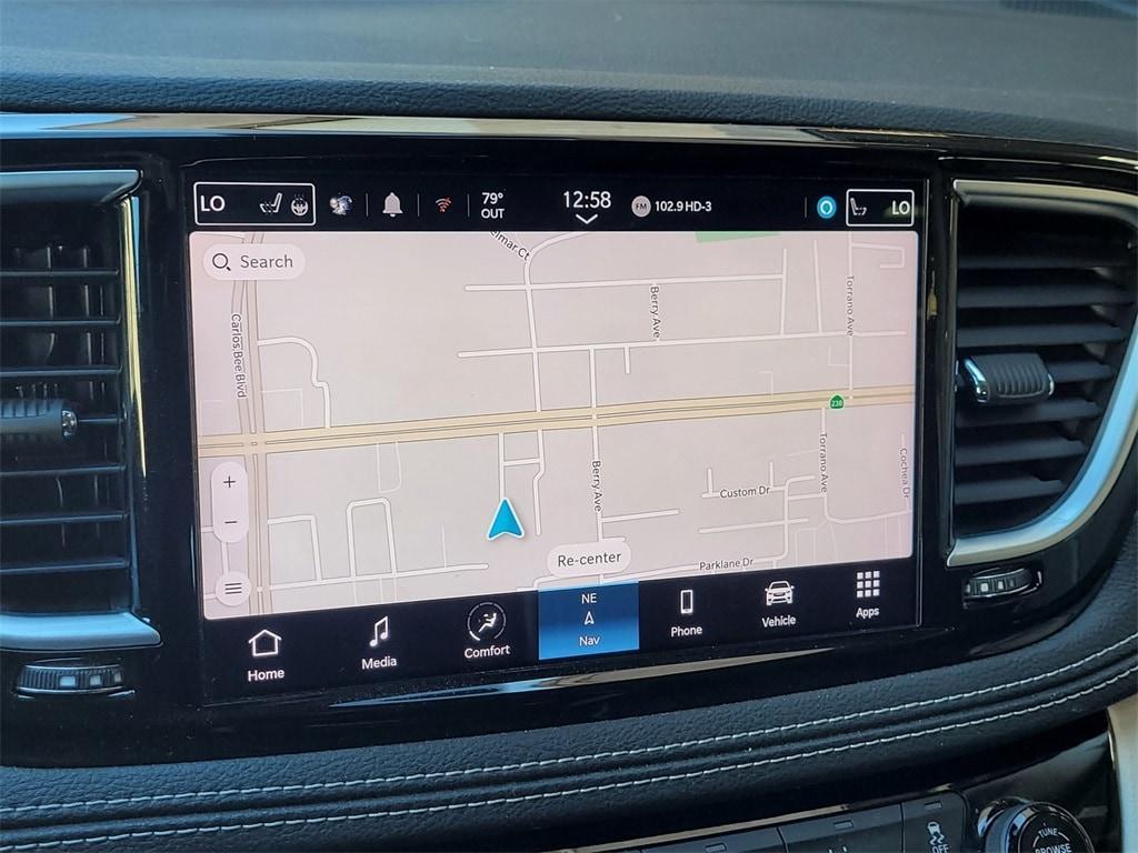 used 2022 Chrysler Pacifica Hybrid car, priced at $32,695