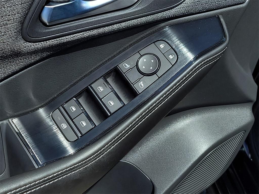 used 2021 Nissan Rogue car, priced at $23,995