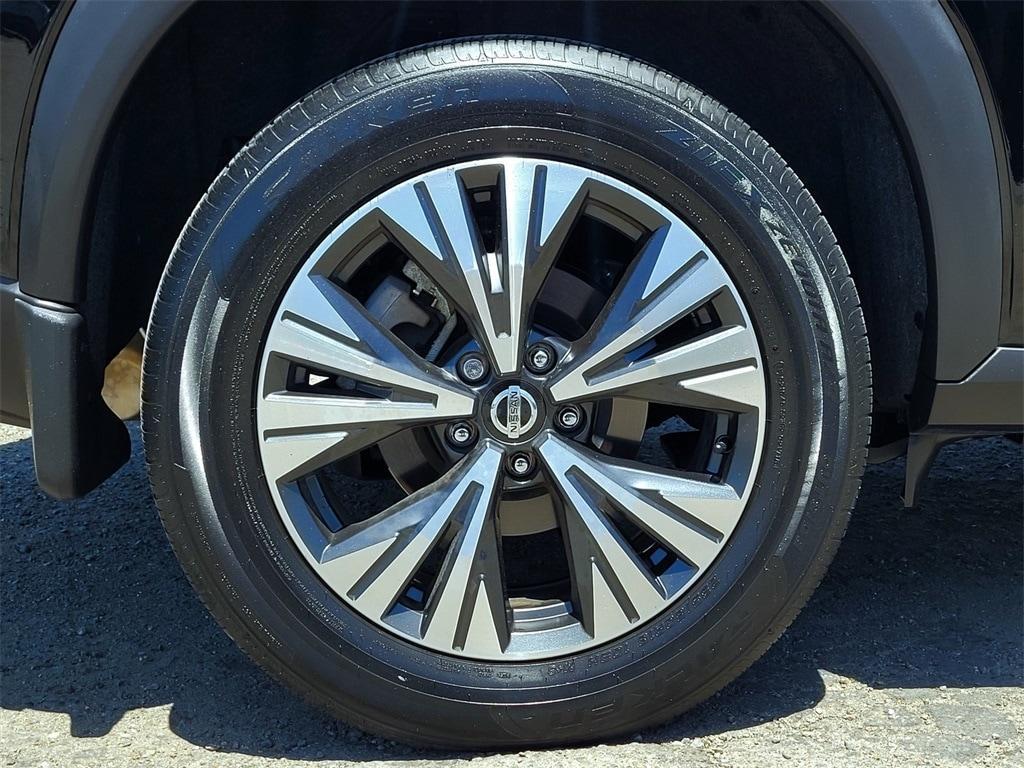 used 2021 Nissan Rogue car, priced at $23,995