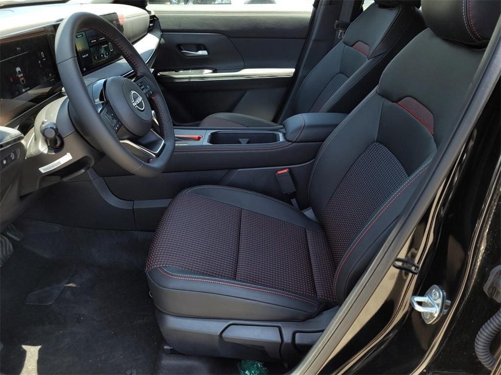 new 2025 Nissan Kicks car, priced at $26,065