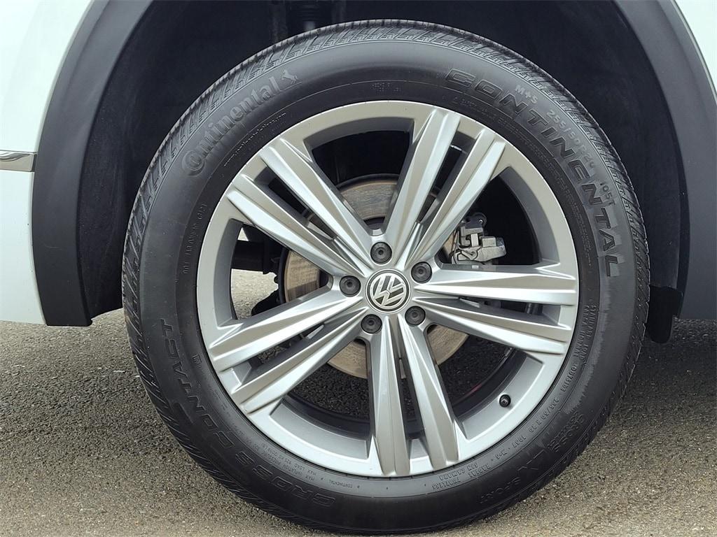 used 2018 Volkswagen Atlas car, priced at $22,995