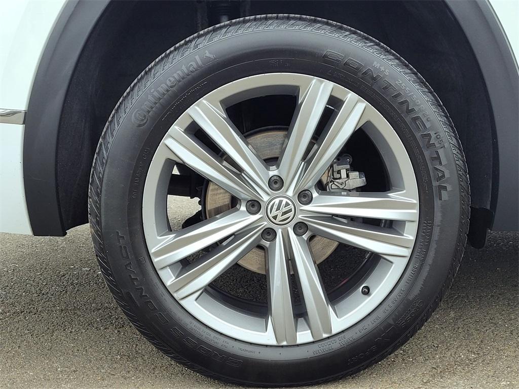 used 2018 Volkswagen Atlas car, priced at $22,995