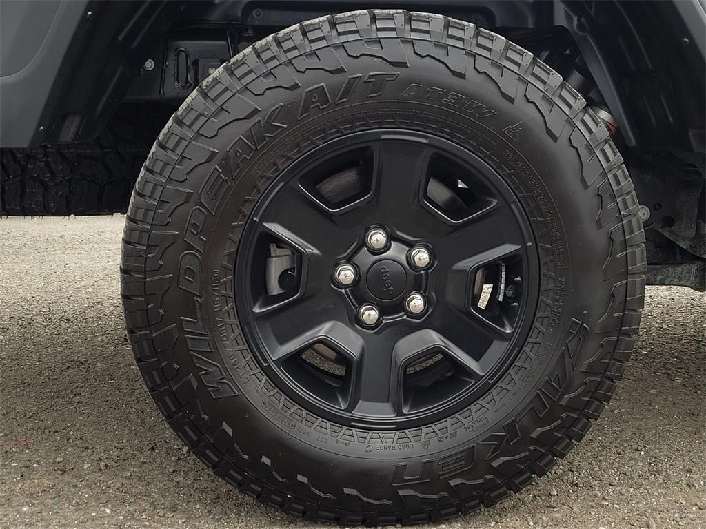 used 2023 Jeep Gladiator car, priced at $40,688