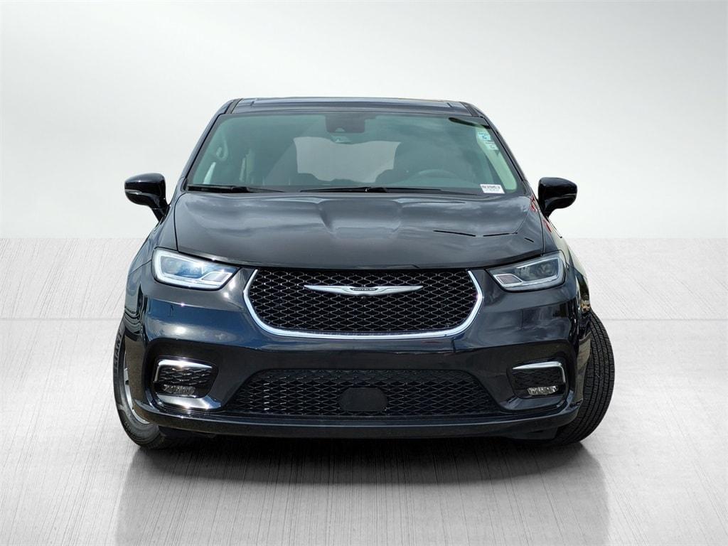 used 2022 Chrysler Pacifica Hybrid car, priced at $29,695