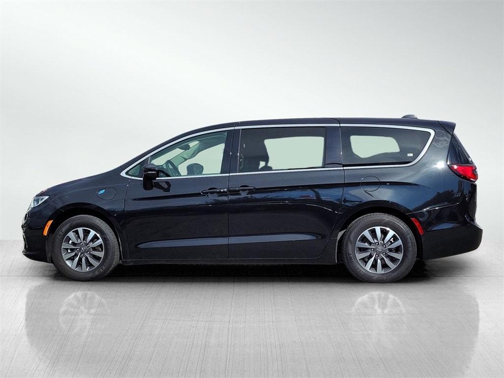 used 2022 Chrysler Pacifica Hybrid car, priced at $29,695