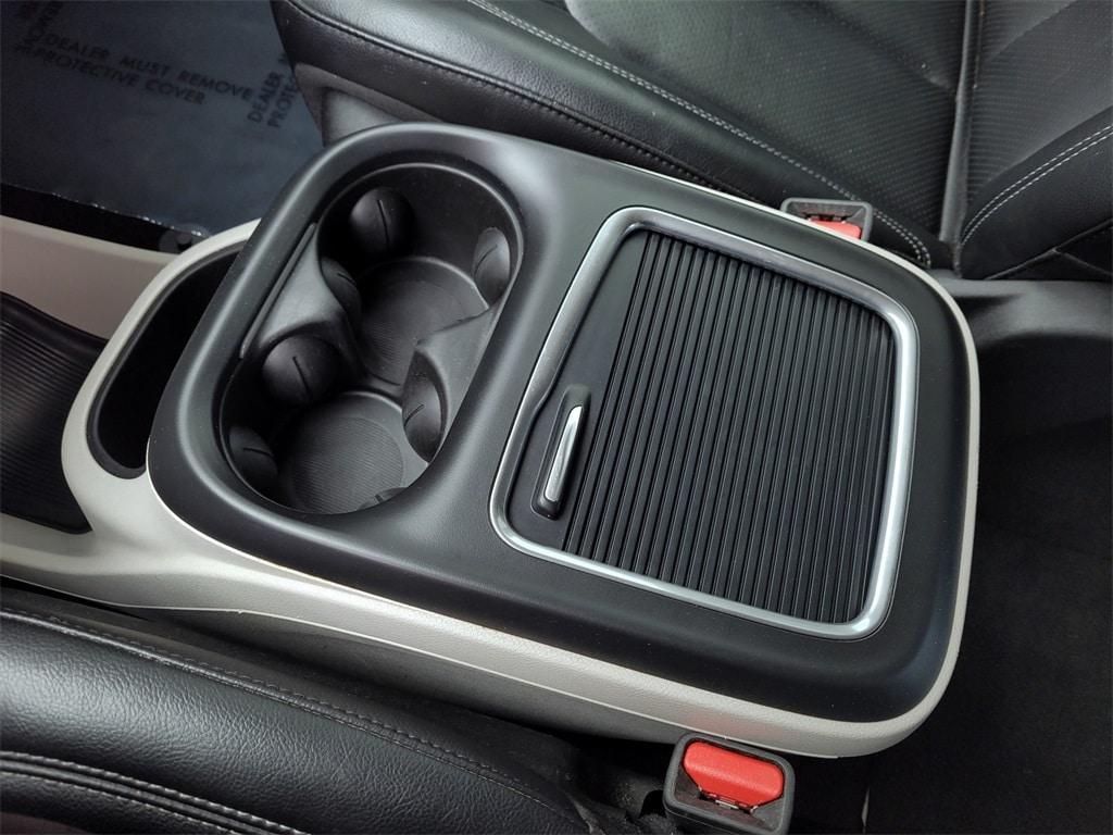 used 2022 Chrysler Pacifica Hybrid car, priced at $29,695